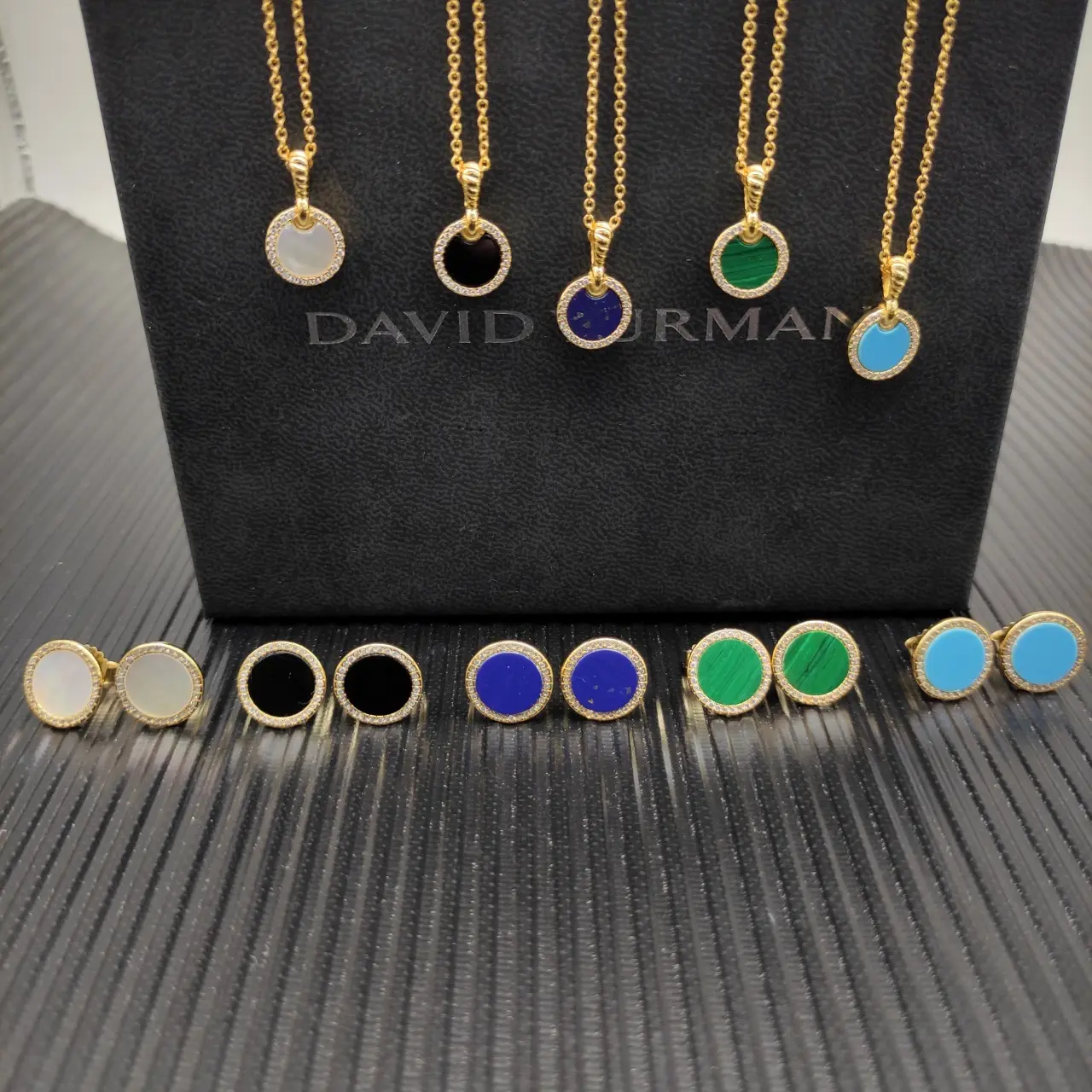 David Yurman 17.8mm Gold Round Lapis Lazuli Diamond Necklace