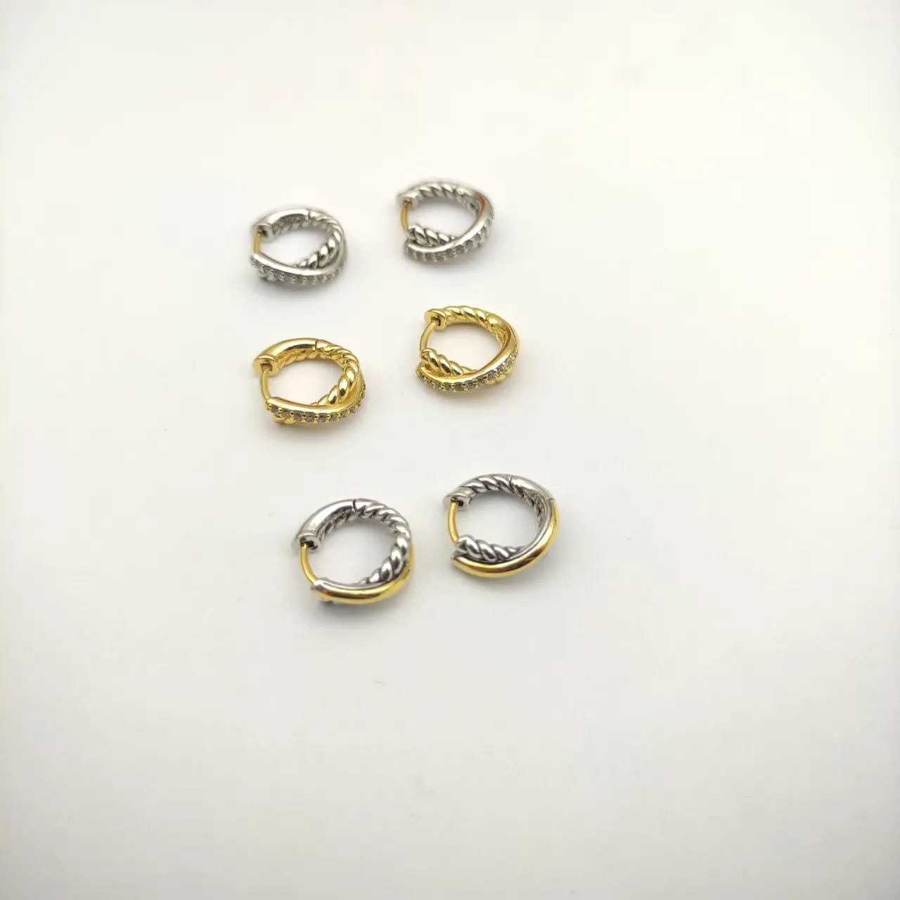David Yurman 12.4mm Gold Diamond Wrap Single Wire Earrings